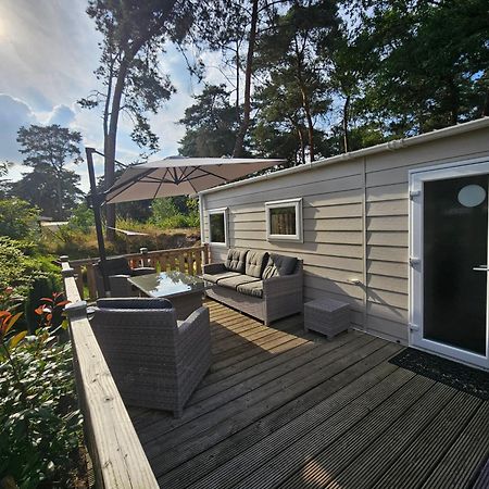 Luxe 4 Persoons Chalet Op 5 Sterren Camping Raalte Exterior photo